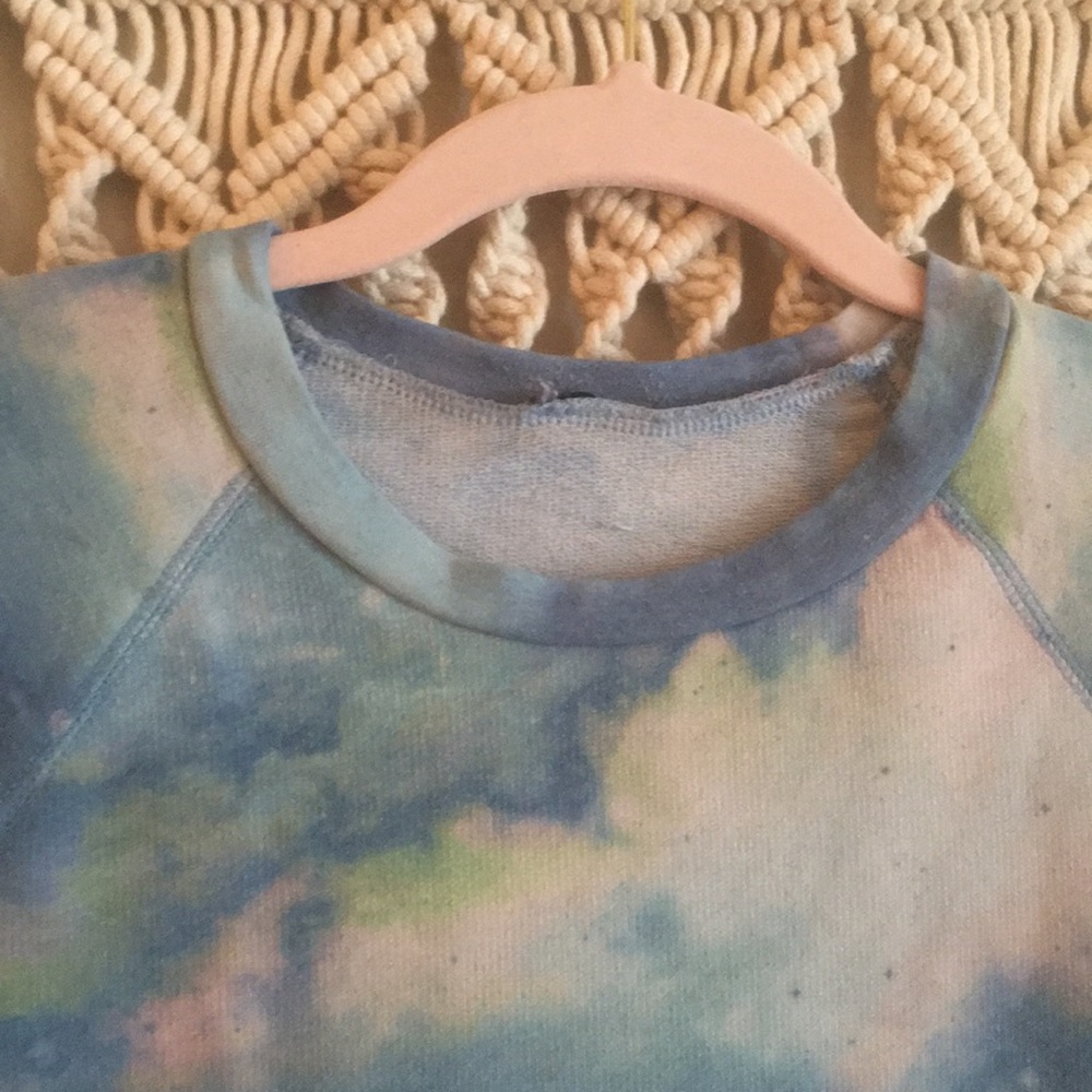 Urban Outfitters Cozy Galaxy Sweatshirt - Picture 3 of 4